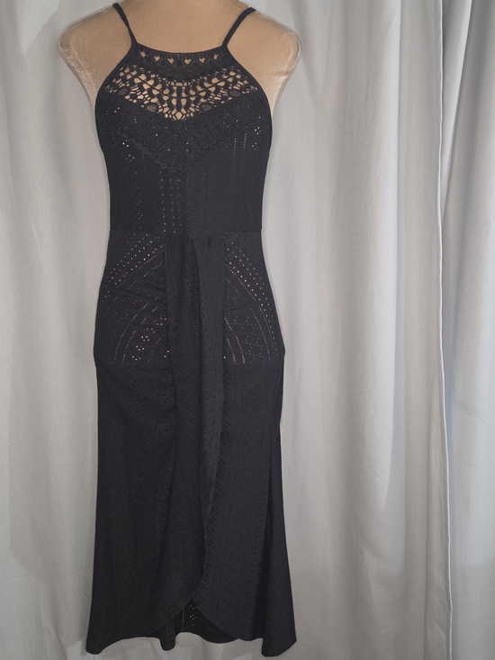 Dresses & Skirts - Women's Size S Small Black Crochet Halter Midi Dress - Unbranded